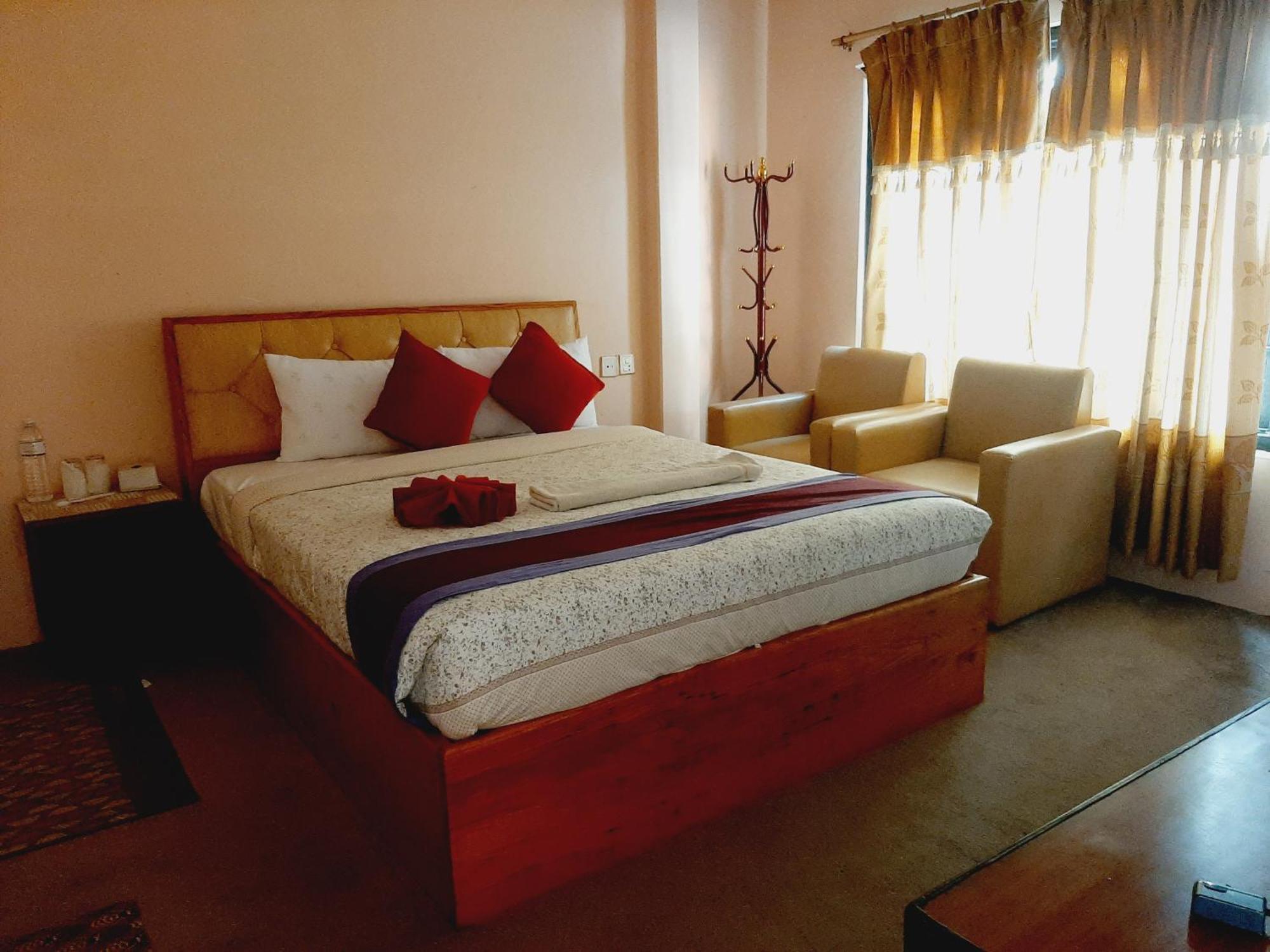 Hotel Lake N Yeti Ποκάρα Εξωτερικό φωτογραφία